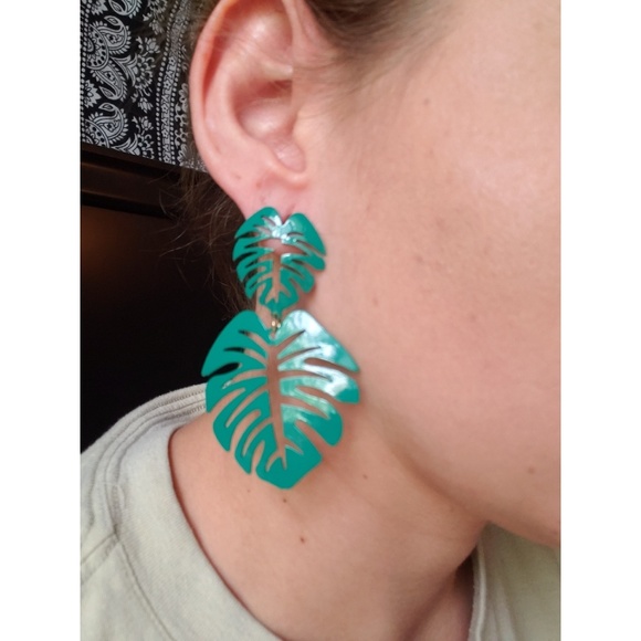 SET🌿Palm Leaf earrings - Picture 5 of 6
